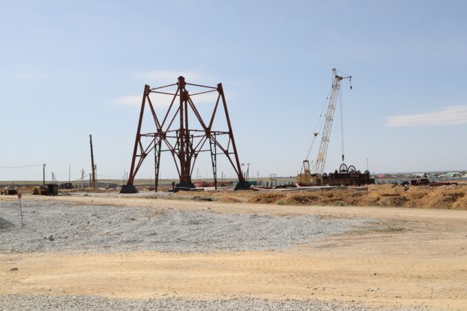 0y6a6925-678x452