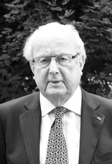 paus-image-hermann-paus-2-466x678