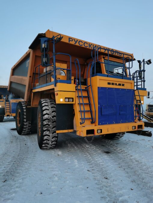 russkij-ugol-rasshiryaet-park-karernyh-samosvalov-belaz-v-krasnoyarskom-krae-509x678