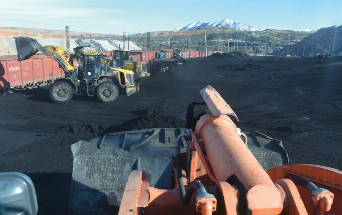 uzbekugol-gody-06-678x426