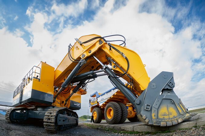 belaz-03-belaz-03-678x452