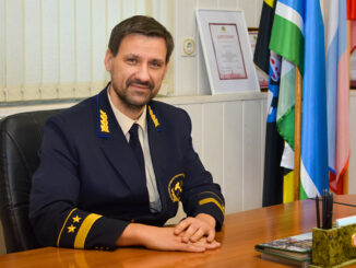 uggu-01-uggu-01-326x245