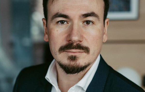 zharov-01-zharov-01-600x381