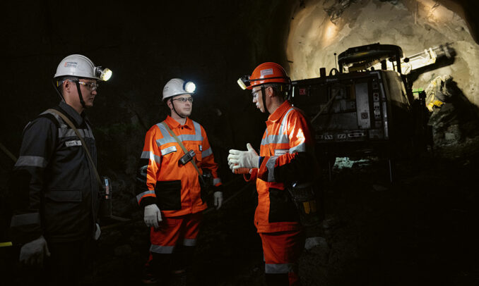 kazhrom-03-kazhrom-03-678x406