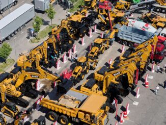 2025-05-28-comvex-25-2025-05-28-comvex-25-326x245